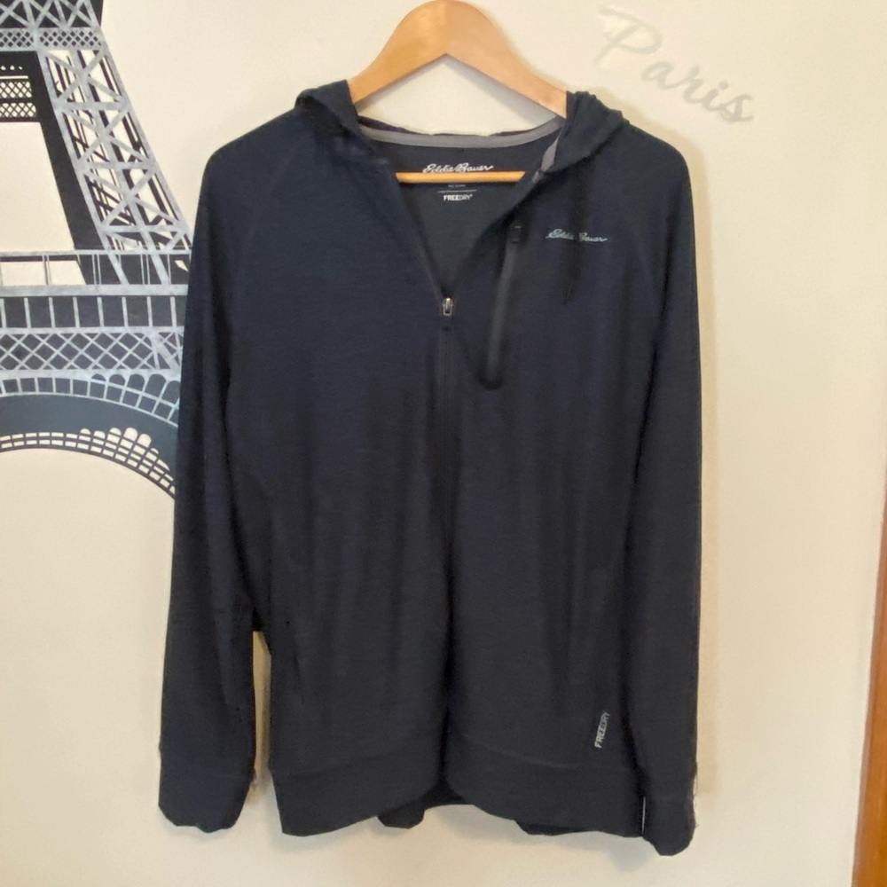 NWOT Eddie Bauer full zip lighter weight hoodie, medium